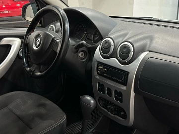 Renault , 2013г., передний привод, автомат