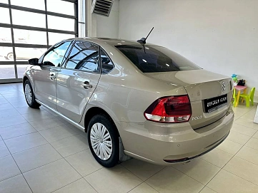 Volkswagen Polo, 2018г, передний привод, механика