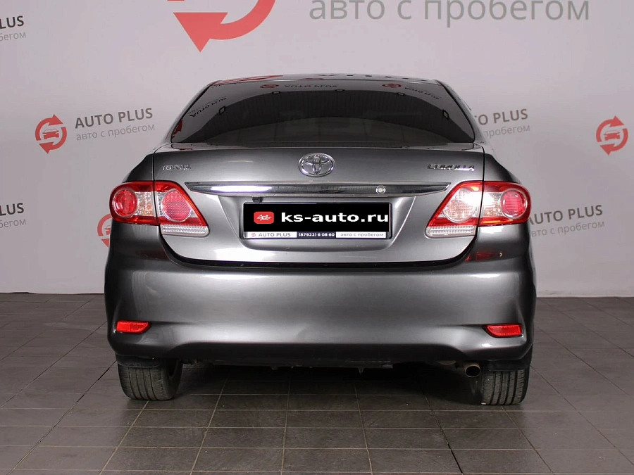 Toyota Corolla, 2012г., передний привод, механика