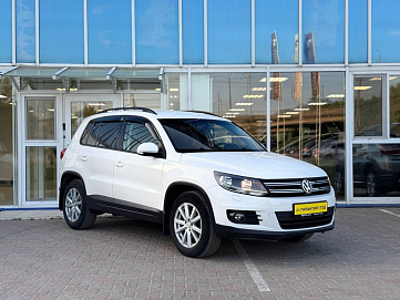 Volkswagen Tiguan, 2011г, передний привод, механика