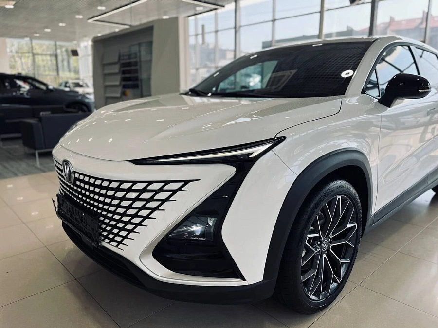 Changan UNI-T, 2023г., передний привод, робот