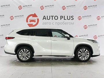 Toyota Highlander, 2025г, полный привод, автомат
