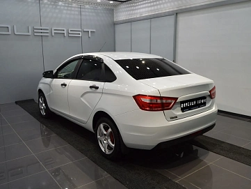 Lada (ВАЗ) Vesta, 2017г, передний привод, механика