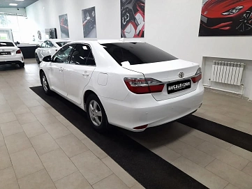 Toyota Camry, 2017г, передний привод, автомат