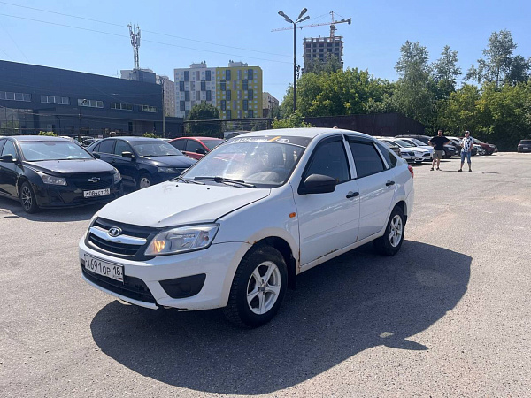 Lada (ВАЗ) Granta, 2014г., передний привод, механика