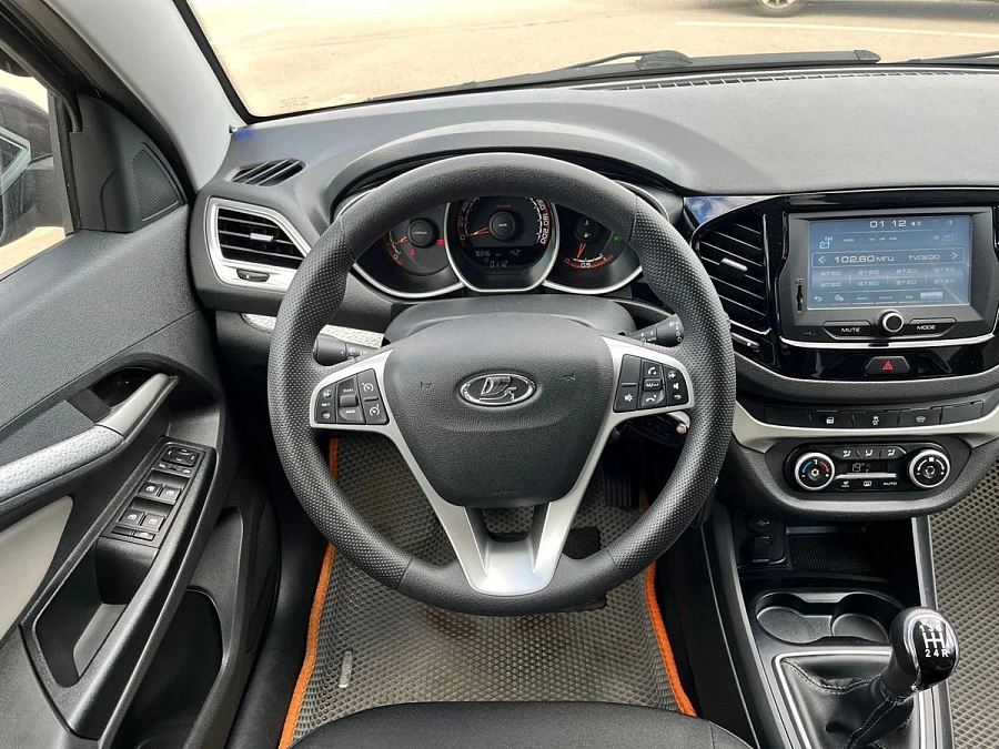 Lada (ВАЗ) Vesta, 2018г., передний привод, механика