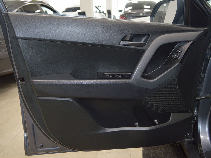 Hyundai Creta, 2017г., передний привод, автомат
