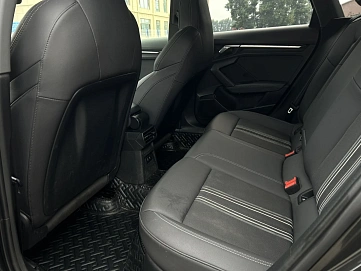 Audi A3, 2021г, передний привод, автомат