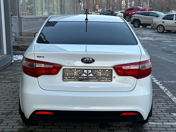 Kia Rio, 2013г, передний привод, механика