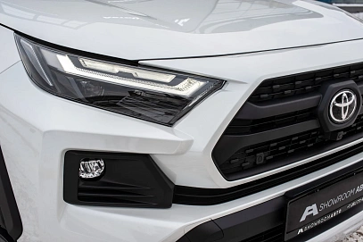 Toyota RAV4, 2025г, полный привод, вариатор