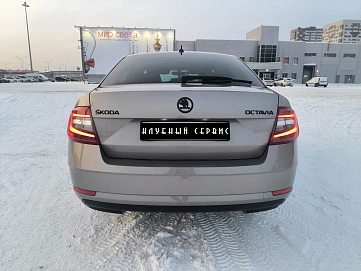 Skoda Octavia, 2020г, передний привод, робот