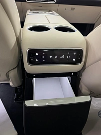 LiXiang L9, 2024г, полный привод, автомат