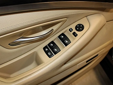 BMW , 2012г., передний привод, автомат