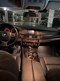 BMW 5 серии, 2015г, задний привод, автомат