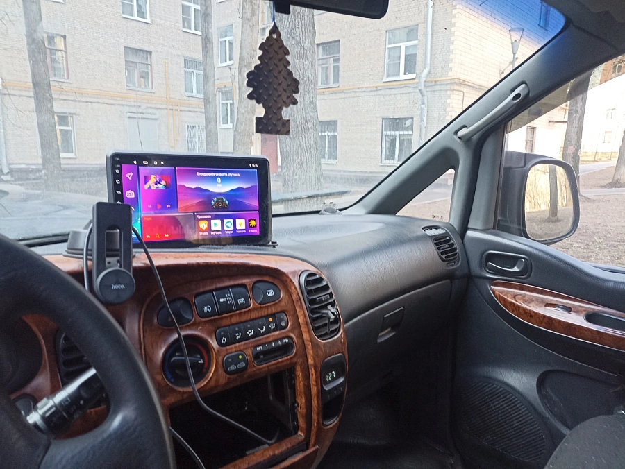 Hyundai Starex, 2002г., полный привод, механика