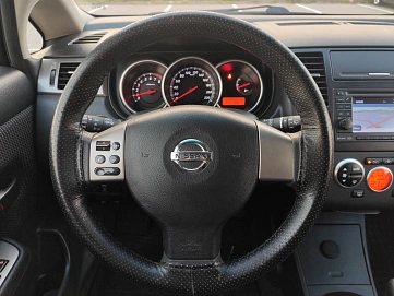 Nissan Tiida, 2011г, передний привод, механика