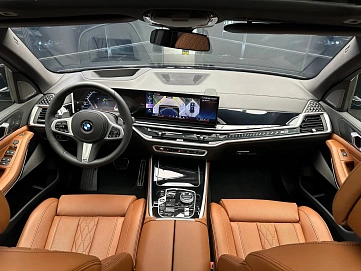 BMW X5, 2025г, полный привод, автомат