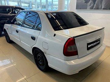 Hyundai Accent, 2004г, передний привод, механика