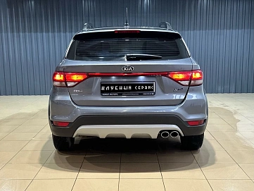 Kia , 2019г., передний привод, автомат