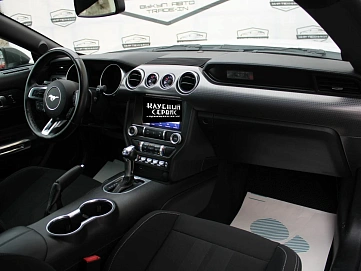 Ford Mustang, 2019г, задний привод, автомат