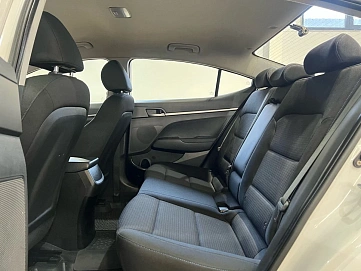 Hyundai Elantra, 2018г, передний привод, механика