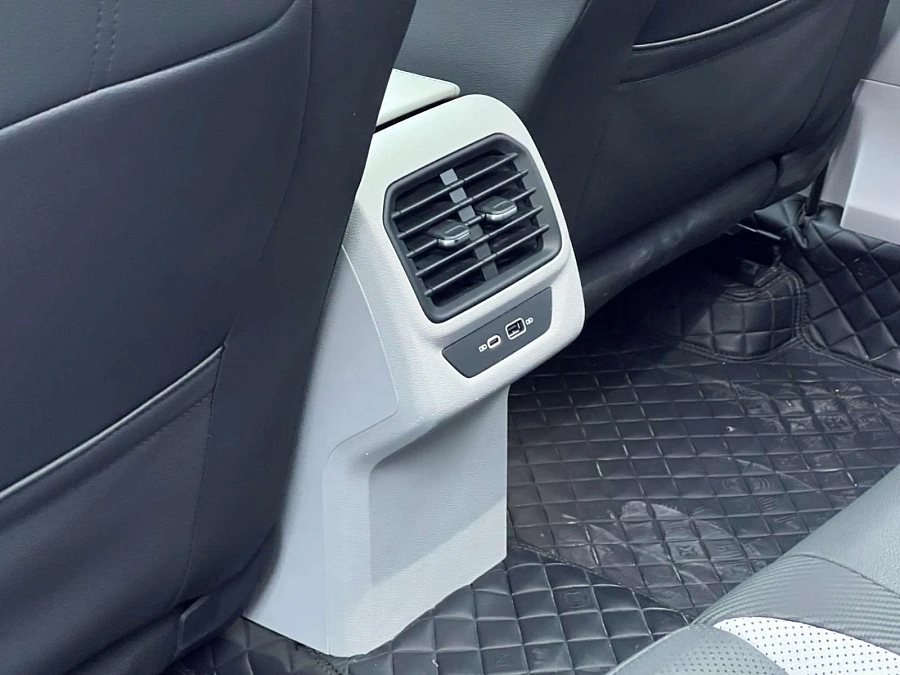 Volkswagen Lamando, 2022г., передний привод, робот