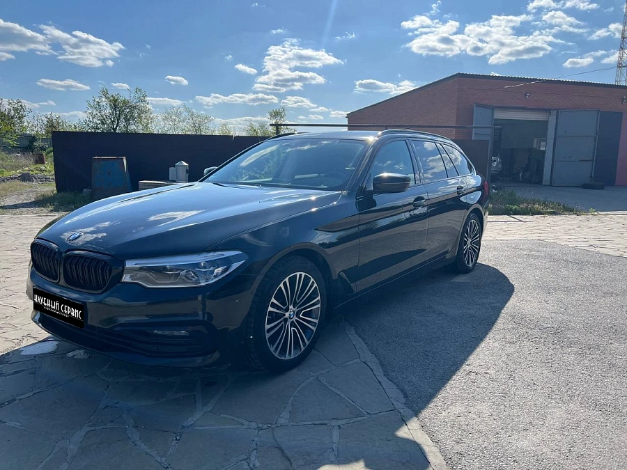 BMW 5 серии, 2018г., задний привод, автомат