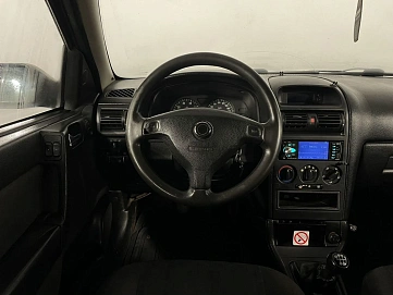 Opel Astra, 2003г, передний привод, механика