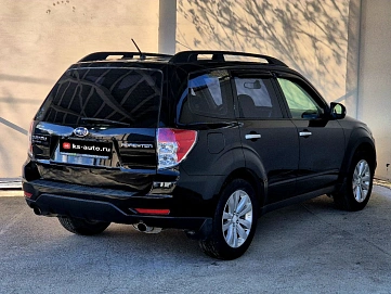 Subaru Forester, 2011г., полный привод, механика