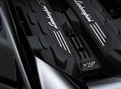 Lamborghini Revuelto, 2024г., полный привод, робот