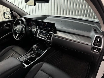 Kia Sorento, 2022г, полный привод, робот