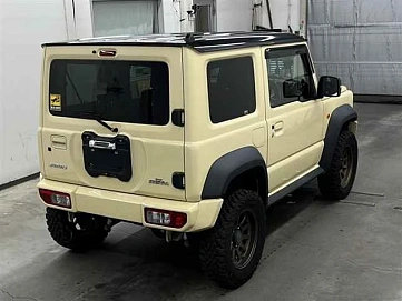 Suzuki Jimny, 2021г, полный привод, механика