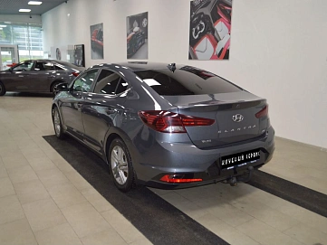 Hyundai Elantra, 2020г, передний привод, механика