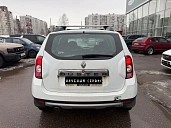 Renault Duster, 2015г., полный привод, механика