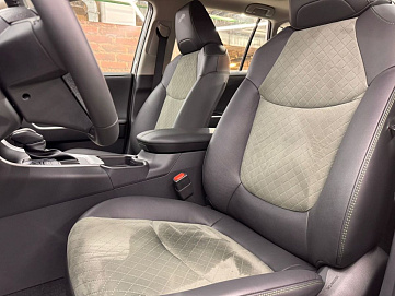 Toyota RAV4, 2024г, полный привод, вариатор