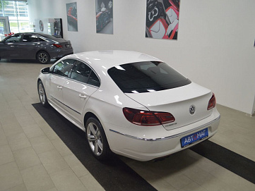 Volkswagen Passat CC, 2013г, передний привод, робот