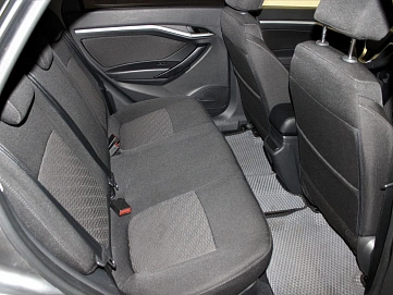 Lada (ВАЗ) Vesta, 2018г, передний привод, механика