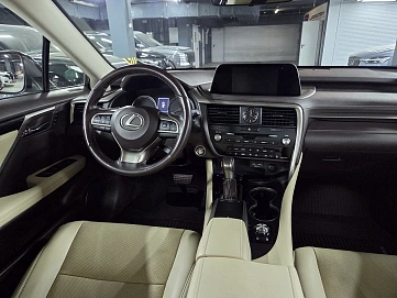 Lexus RX, 2020г, полный привод, автомат