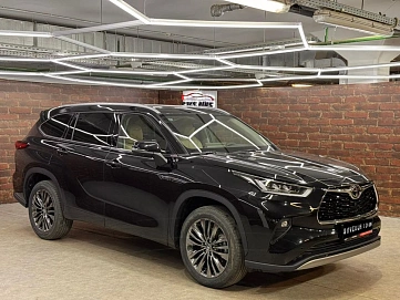 Toyota Highlander, 2025г, полный привод, автомат