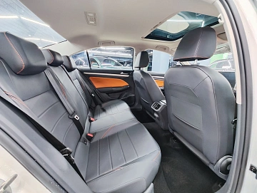 Volkswagen Bora, 2023г, передний привод, робот