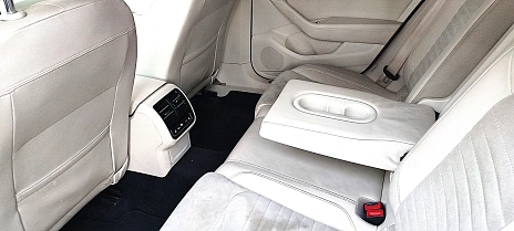 Volkswagen Passat, 2016г, передний привод, робот