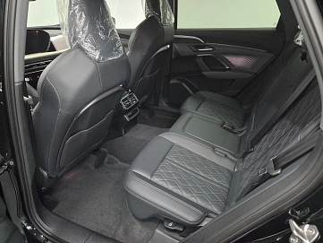 Audi Q5, 2025г, полный привод, робот