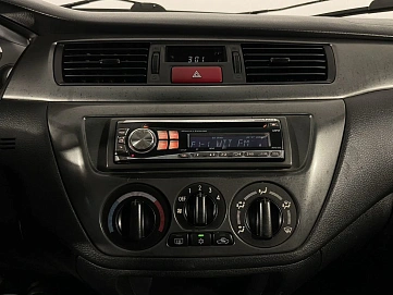 Mitsubishi Lancer, 2006г, передний привод, механика