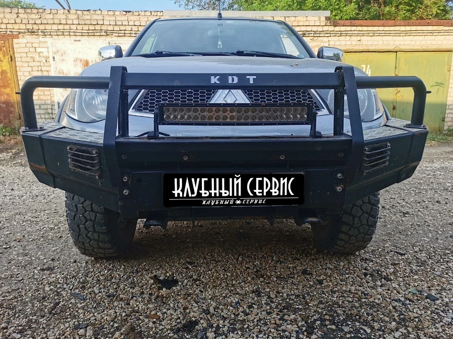 Mitsubishi L200, 2011г., полный привод, автомат