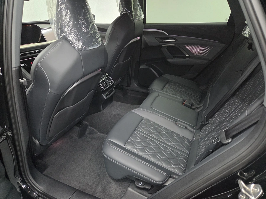 Audi Q5, 2026г., полный привод, робот