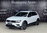 Volkswagen Tiguan, 2019г., передний привод, робот