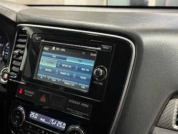 Mitsubishi Outlander, 2015г, полный привод, вариатор