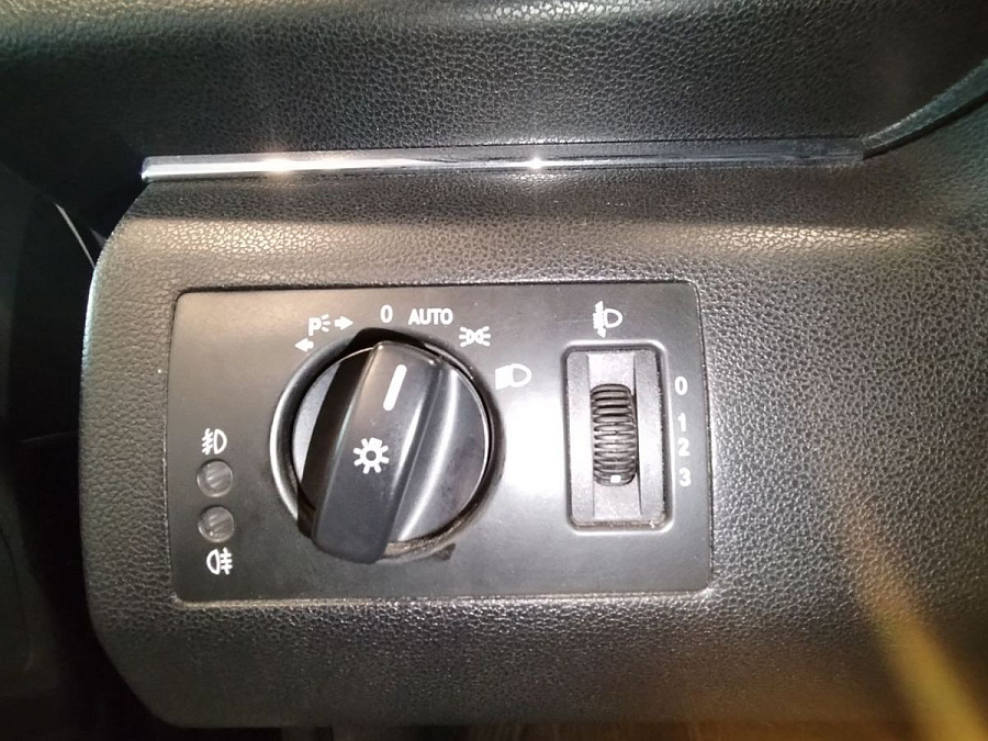 Mercedes-Benz , 2011г., передний привод, автомат