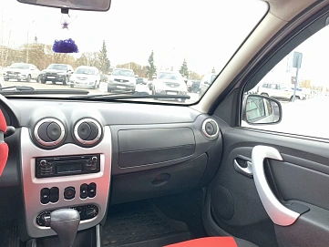 Renault , 2014г., передний привод, автомат