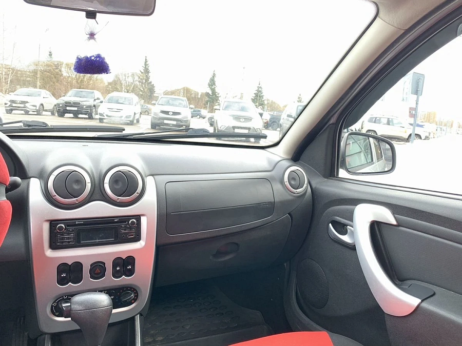 Renault , 2014г., передний привод, автомат